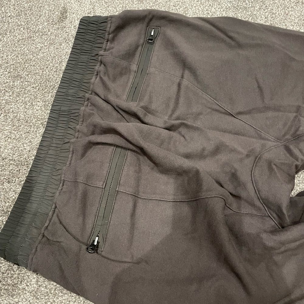 Kith Army Green Sweatpants/Joggers; army green color with slight fade on front
